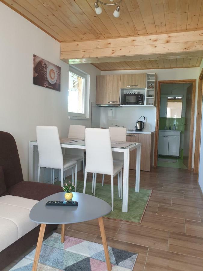Apartments Laura Rakovica Ngoại thất bức ảnh
